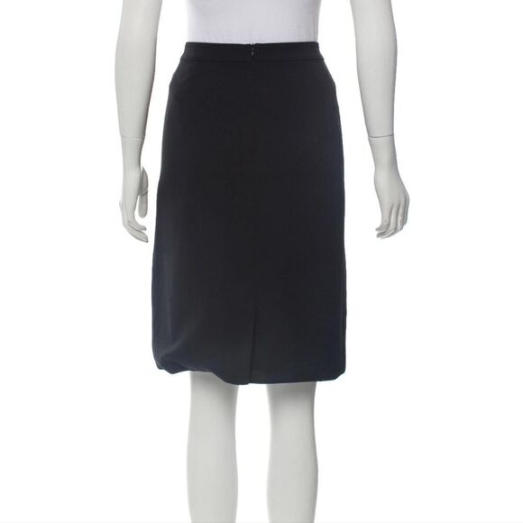 NWT Vivienne Hue Knee Length Skirt - Picture 3 of 7